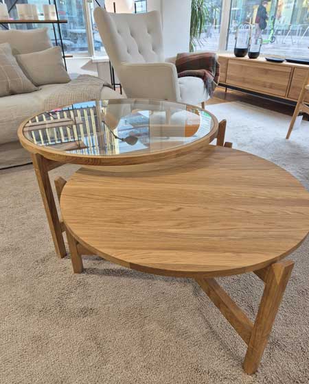 Pyöreä sohvapöytä Optic lasikannella, tammi C4