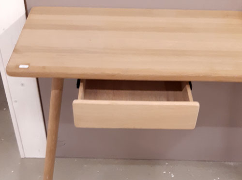 Skagerak Georg-pöytä + laatikko, tammi