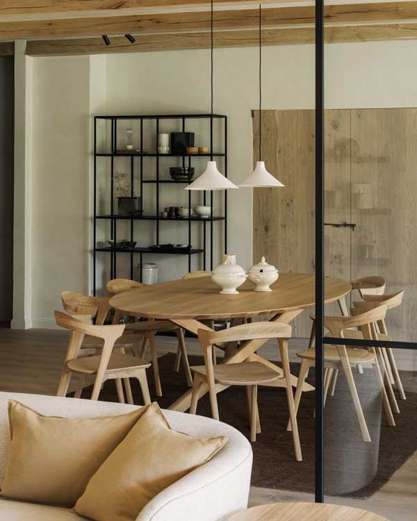 Ruokapöytä Mikado, ovaali 267 x 138 cm, tammi