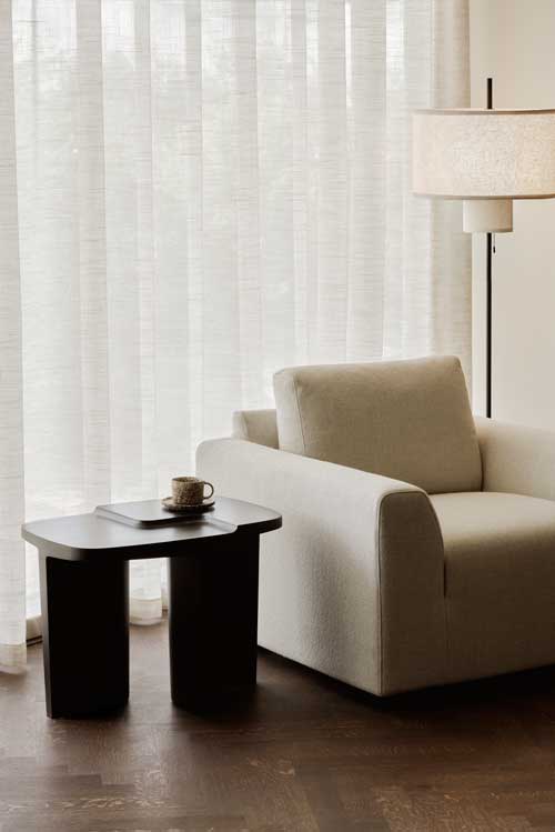 Sivupöytä Brutalist 60 x 40 cm, mahonki