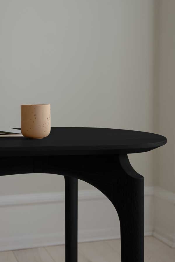 Työpöytä Duende 130 x 67 cm, Black Oak