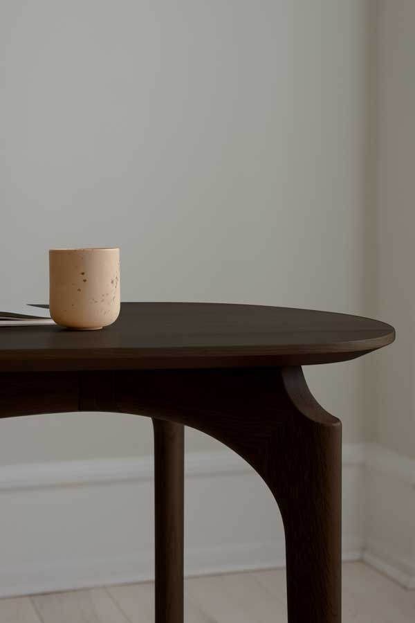 Työpöytä Duende 130 x 67 cm, Dark Oak