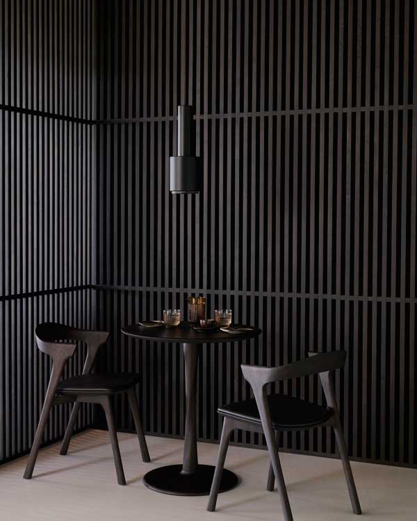 Pyöreä ruokapöytä Torsion 70 cm, tammi, ruskea