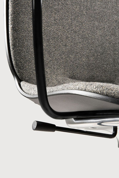 Työtuoli RBM Noor käsinojilla, harmaa